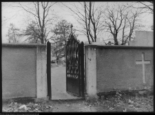 Kazuń Polski, cmentarz