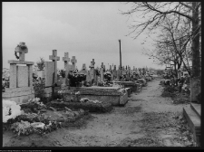 Kazuń Polski, cmentarz