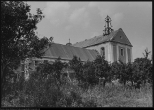 Zaręby Kościelne, zesp&oacute;ł kościelno-klasztorny