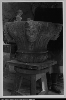 Białystok, Pałac Branickich, wazon parkowy