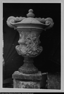 Białystok, Pałac Branickich, rzeźba po rekonstrukcji