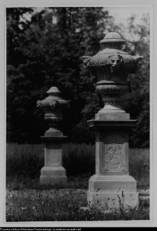 Białystok, Ogrody Branickich, wazon parkowy