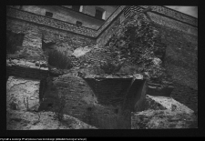 Wigry, zesp&oacute;ł klasztorno-kościelny (mury oporowe)