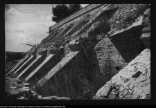 Wigry, zesp&oacute;ł klasztorno-kościelny (mury oporowe)