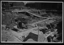 Białystok, odbudowa ratusza