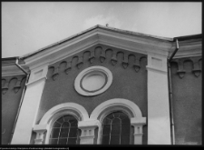 Jał&oacute;wka, kości&oacute;ł