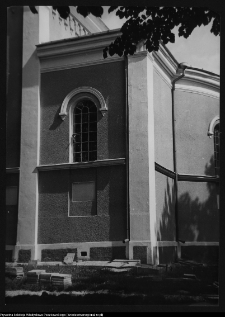 Jał&oacute;wka, kości&oacute;ł