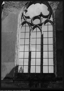 Jał&oacute;wka, kości&oacute;ł z 1905 r., od 1944 w ruinie