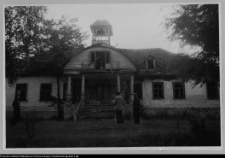 Łosośna, drewniany dw&oacute;r