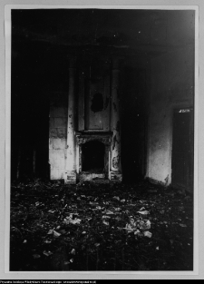 Łosośna, drewniany dwór