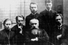 Emil Godlewski senior ze swoimi najbliższymi uczniami