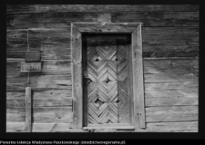 Płonka Kościelna, drzwi chaty nr 52