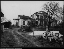 Lewickie, dw&oacute;r