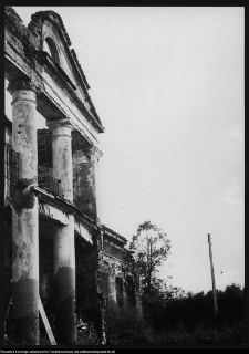 Lewickie, dw&oacute;r