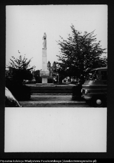 Sejny, pomnik Matki Polki