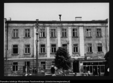 Olecko, Plac Wolności 63/64