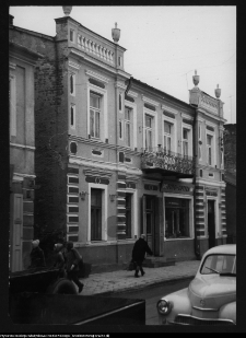 Zambr&oacute;w, ul. Kościuszki 8