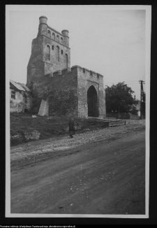 Szydł&oacute;w, Brama Krakowska