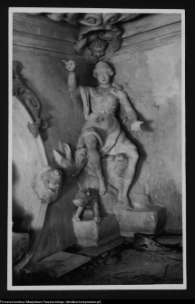 Supraśl, Pałac Opat&oacute;w