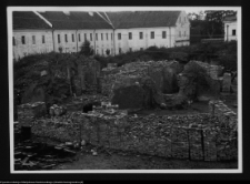 Supraśl, Pałac Opat&oacute;w, odgruzowywanie