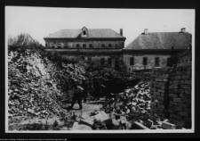 Supraśl, Pałac Opat&oacute;w, odgruzowywanie