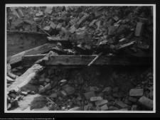 Supraśl, Pałac Opat&oacute;w w czasie odgruzowywania