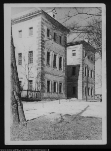 Supraśl, Pałac Opat&oacute;w