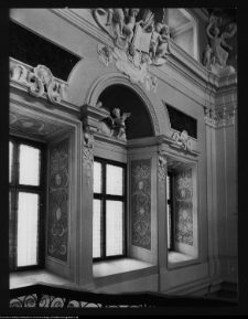 Supraśl, Pałac Opat&oacute;w