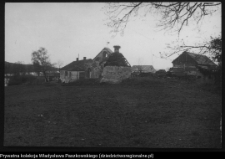 Mała Huta, brama folwarczna