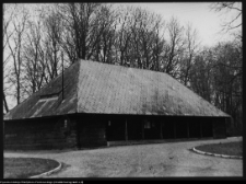 Kamienny Dw&oacute;r, lamus drewniany