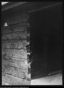 Kamienny Dw&oacute;r, lamus drewniany