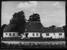 Straduny, dw&oacute;r