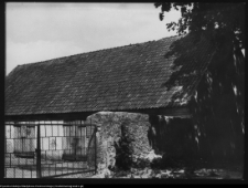 Straduny, podworskie budynki gospodarcze