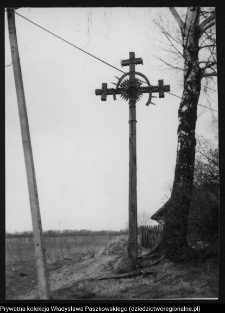 Giełczyn, krzyż przydrożny