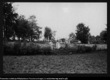 Niedźwiadna, cmentarz