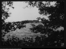 Hołny Mejera (Majera), ogr&oacute;d przy dworze i jezioro