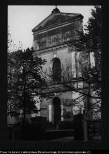 Stawiski, kości&oacute;ł