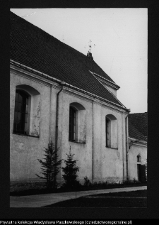 Stawiski, kości&oacute;ł