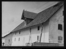 Mieduniszki Wielkie, budynek gospodarczy