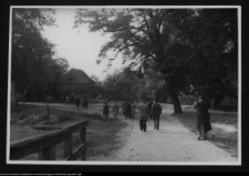 Gościkowo, widok na zabudowania folwarczne
