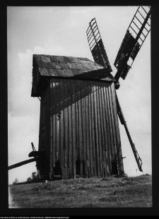 Zubrzyca Mała, wiatrak koźlak