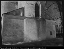 Krasnyb&oacute;r, kości&oacute;ł