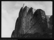 Niedźwiadna, kości&oacute;ł