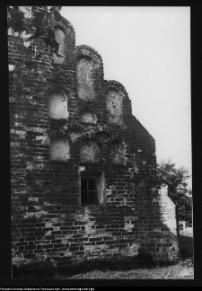 Niedźwiadna, kości&oacute;ł