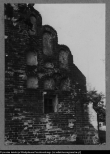 Niedźwiadna, kości&oacute;ł