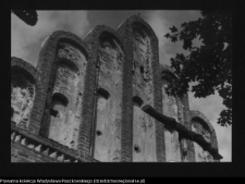 Niedźwiadna, kości&oacute;ł