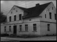 Banie Mazurskie, ul. Konopnickiej 1