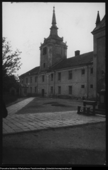 Szczuczyn, klasztor popijarski