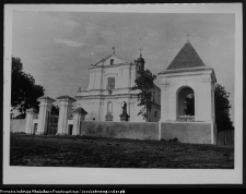 Ciechanowiec, kości&oacute;ł pw. Tr&oacute;jcy Przenajświętszej