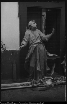 Ciechanowiec, kości&oacute;ł pw. Tr&oacute;jcy Przenajświętszej (rzeźba św. Jana)